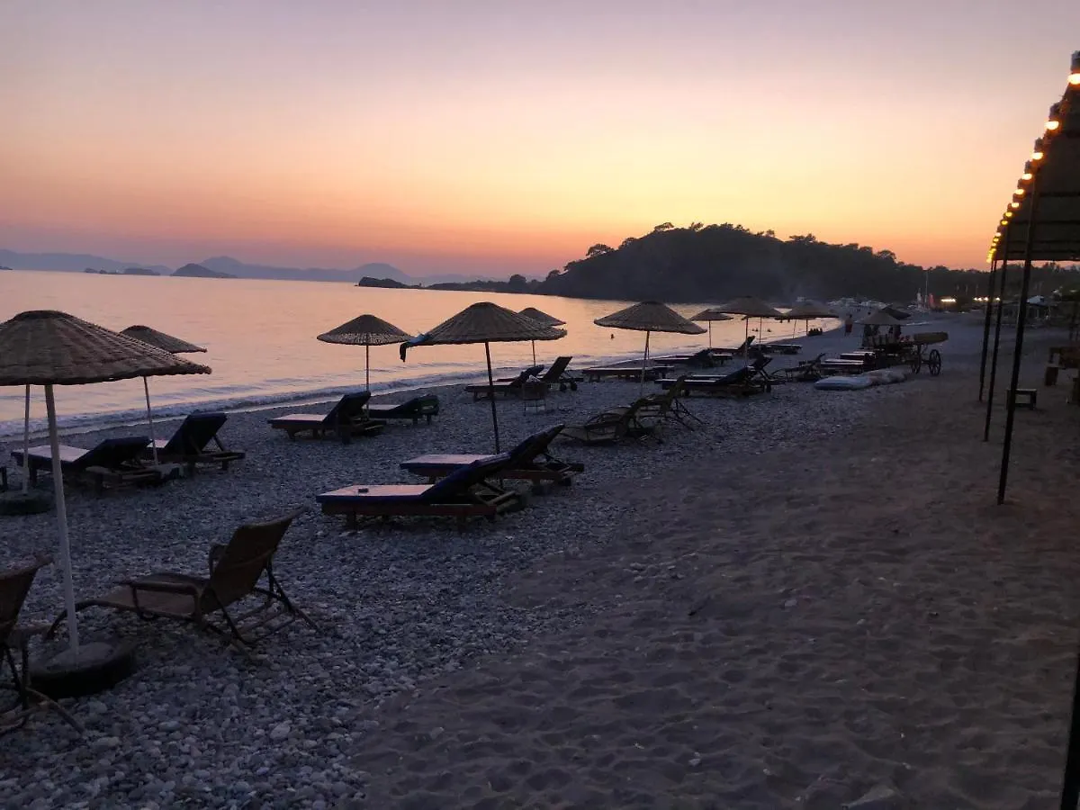 Bed & Breakfast Zirkon Doga Butik Otel Fethiye